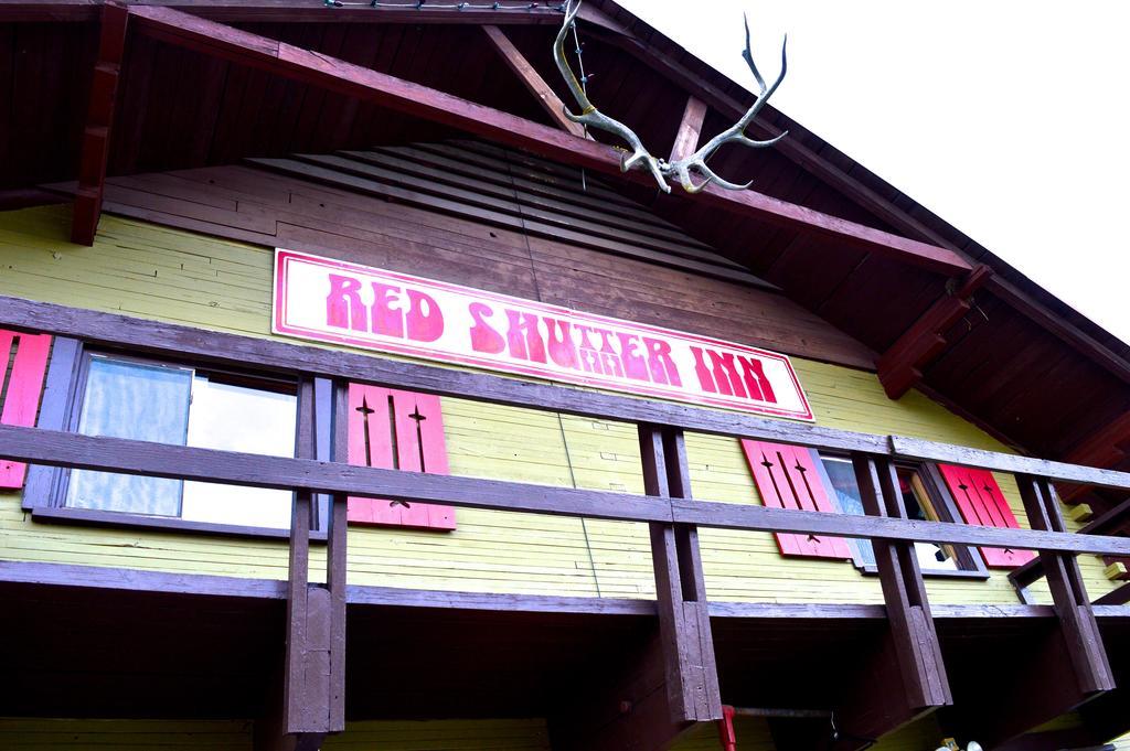 Red Shutter Inn Rossland Exteriör bild