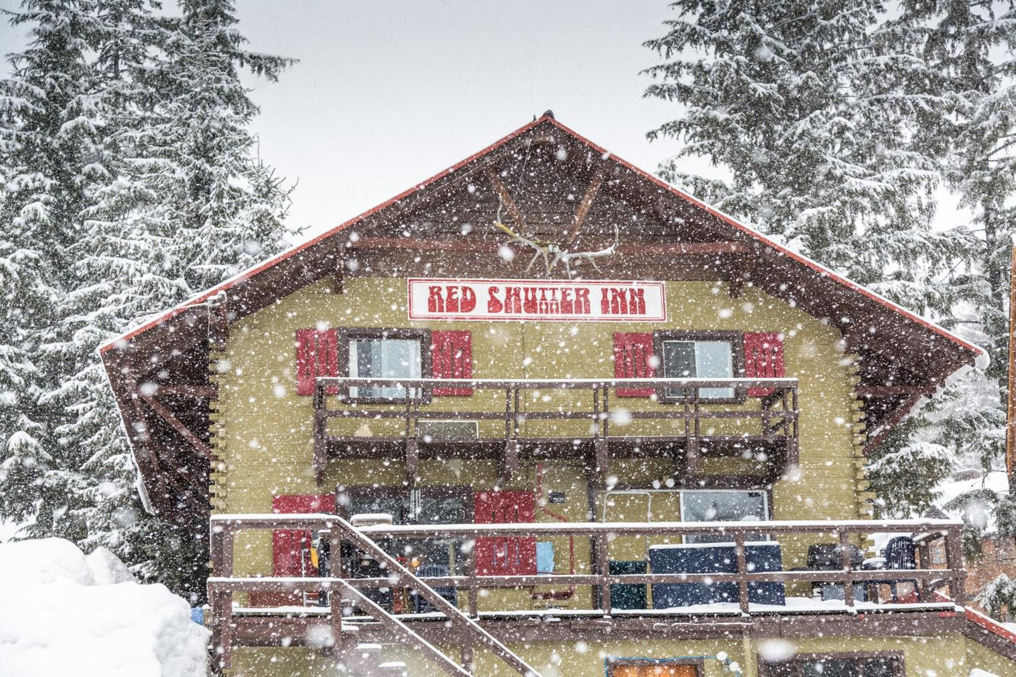 Red Shutter Inn Rossland Exteriör bild